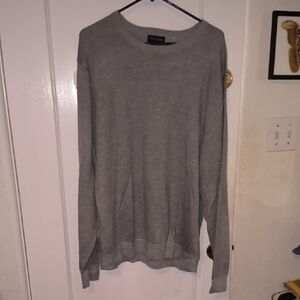 NWT Tahari | Women's Light Gray Crewneck Sweater